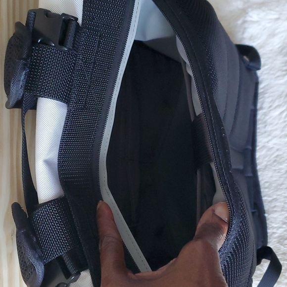 COPY - Large Travel/Laptop Backpack - Picture 4 of 15